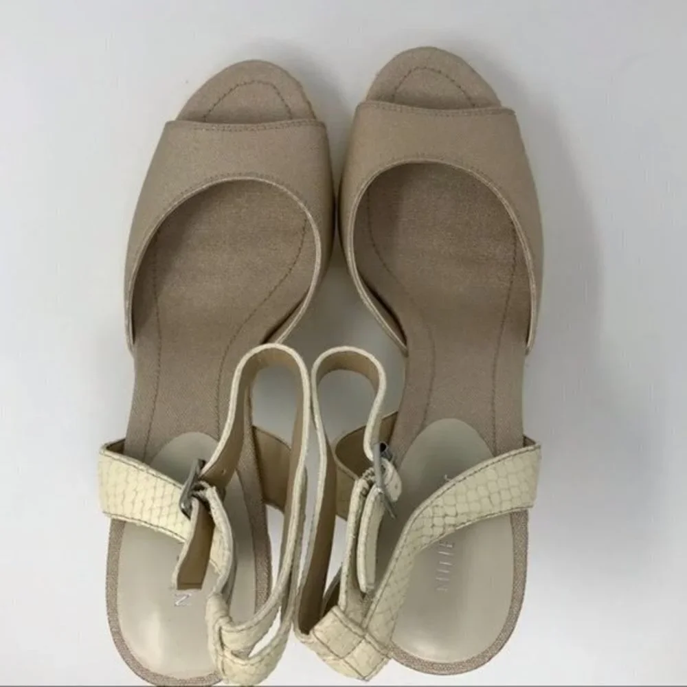 Nine West Casting Platform Sandals w/Reptile 10M